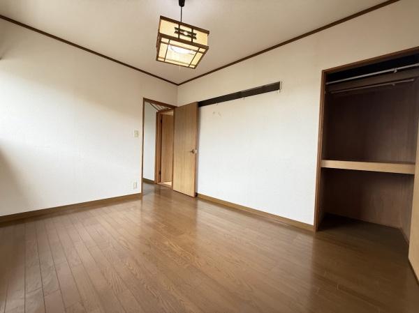 唐津市和多田東百人町の貸家