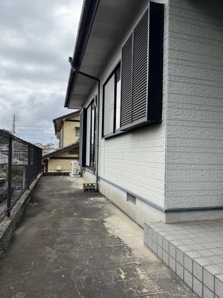 唐津市和多田東百人町の貸家