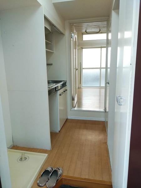 富山市稲荷町１丁目のアパート