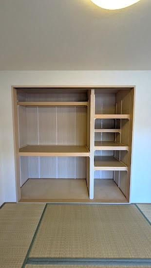 ポレスター根塚