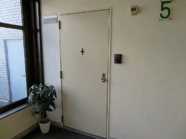 富山市千石町３丁目のマンション