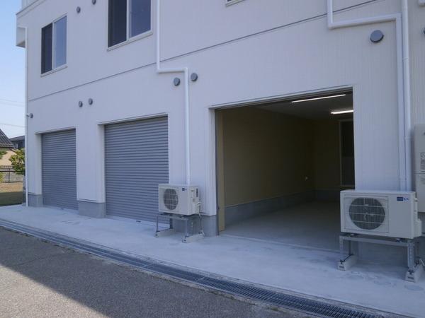 射水市海老江のアパート