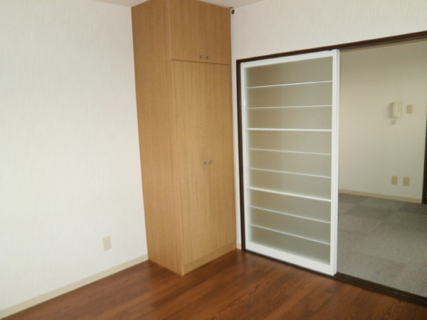 富山市今泉のマンション