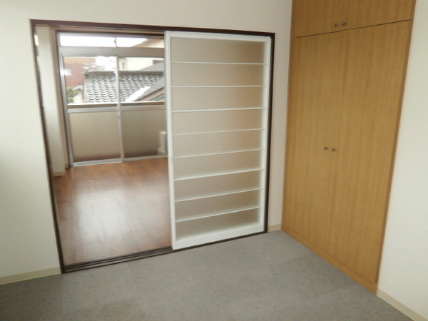 富山市今泉のマンション