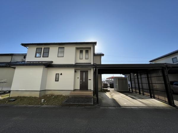 富山市婦中町下坂倉の貸家