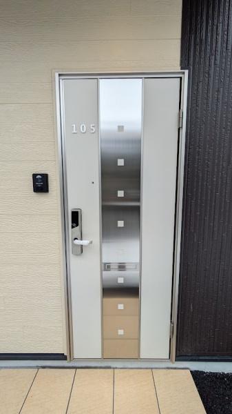 富山市高屋敷のアパート