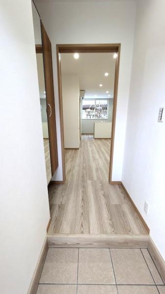 富山市高屋敷のアパート