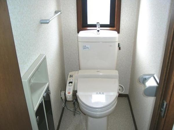 富山市西長江２丁目のテラスハウス