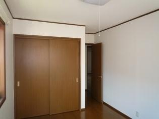 富山市西長江２丁目のアパート