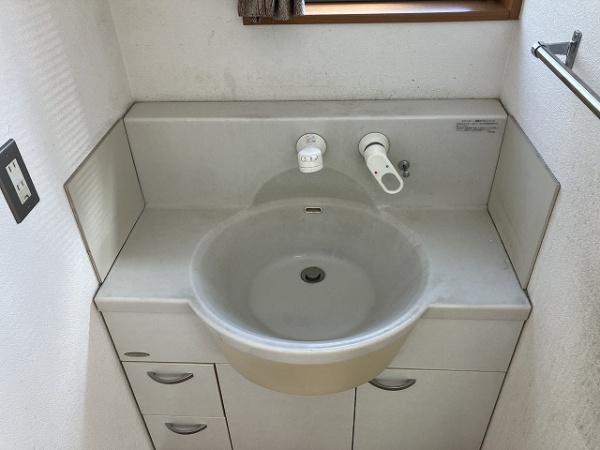 三番町倉庫付き事務所