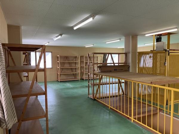 三番町倉庫付き事務所