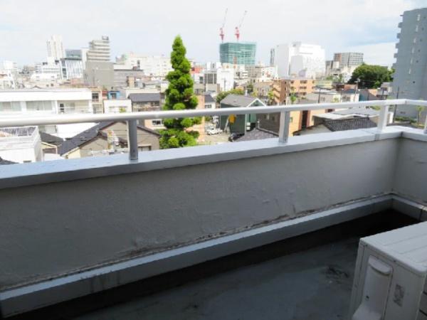 富山市千石町３丁目のマンション