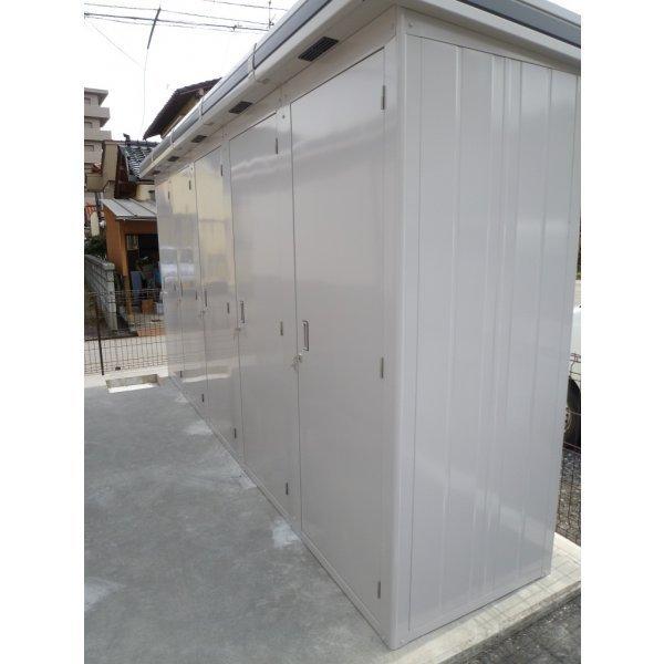 富山市西田地方町３丁目のマンション