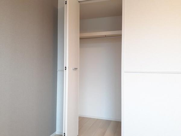 富山市赤田のアパート