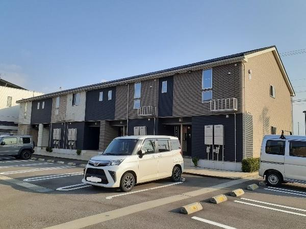 富山市赤田のアパート