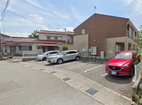 富山市本郷町のアパート