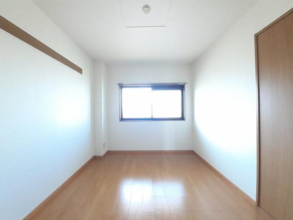富山市黒瀬のマンション