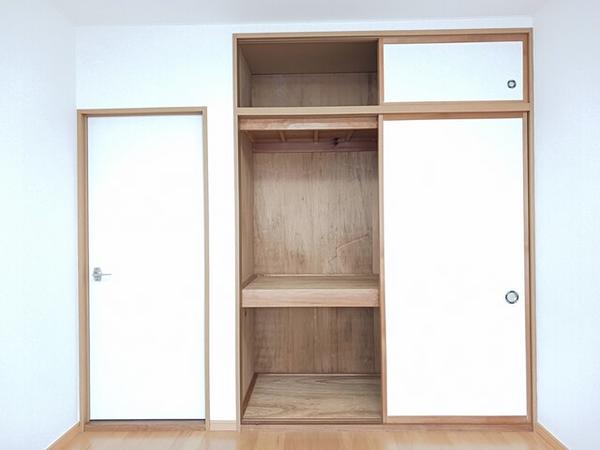 富山市小杉のアパート