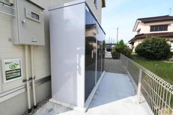 富山市上袋のアパート