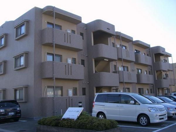 富山市根塚町１丁目のマンション