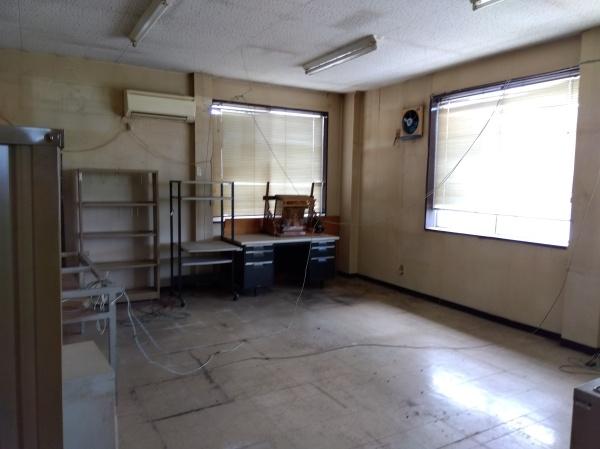 富山市馬瀬口の工場