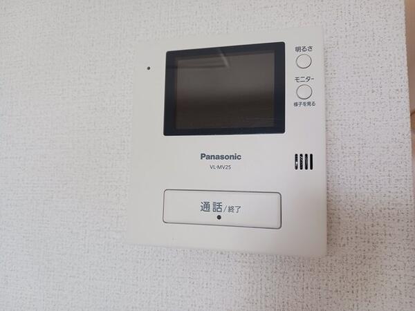 富山市開のアパート