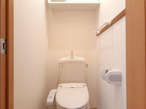 富山市太郎丸本町２丁目のアパート