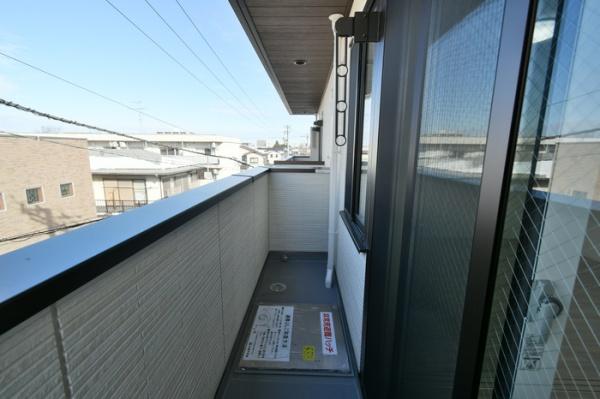 富山市磯部町３丁目のアパート