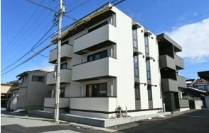 富山市磯部町3丁目のアパート