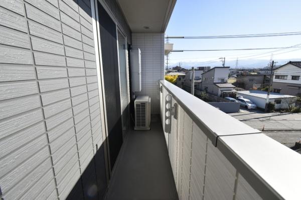 富山市掛尾町のアパート