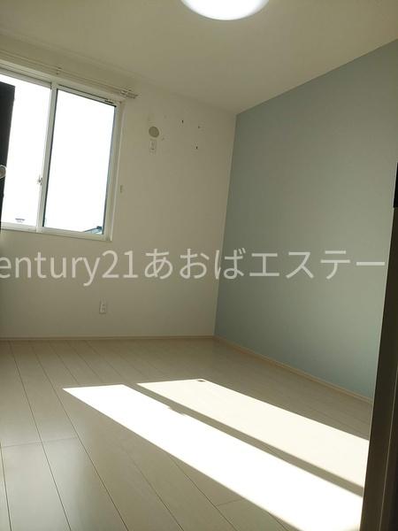 富山市小泉町のアパート