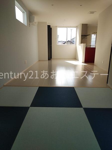 富山市小泉町のアパート