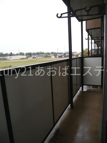 富山市赤田のアパート