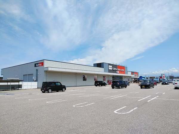 富山市本郷町のアパート(DCMカーマ富山本郷店)