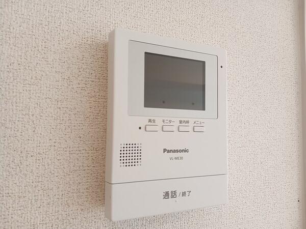 富山市本郷町のアパート