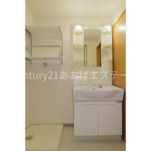 富山市金代のマンション