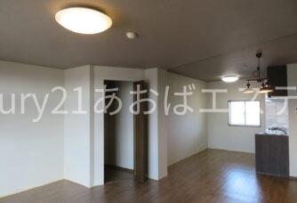 富山市長江５丁目のアパート