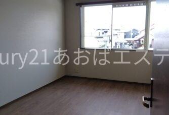 富山市長江５丁目のアパート
