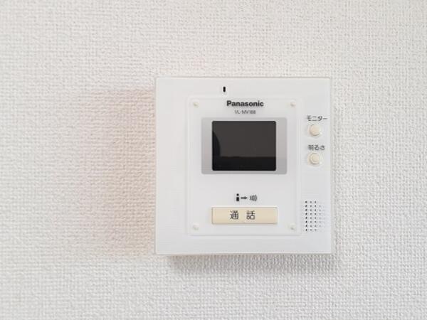 富山市山室荒屋新町のアパート