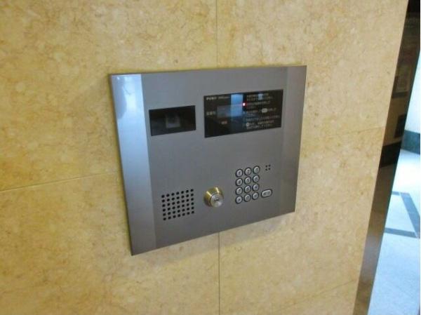 富山市安野屋町２丁目のマンション