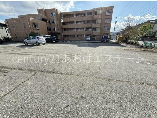 富山市長江２丁目のマンション