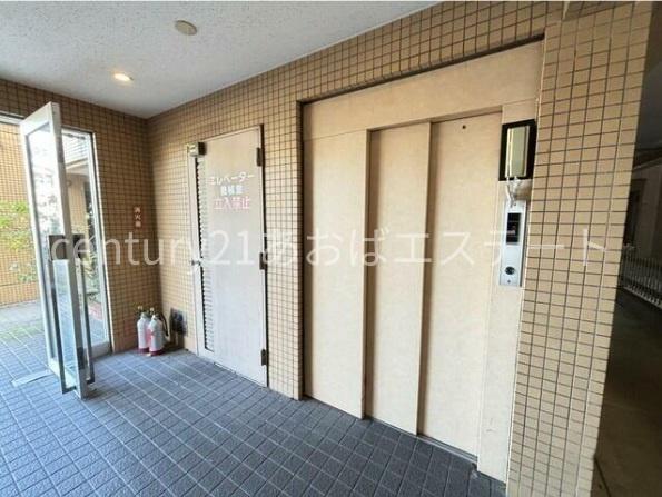 富山市長江２丁目のマンション