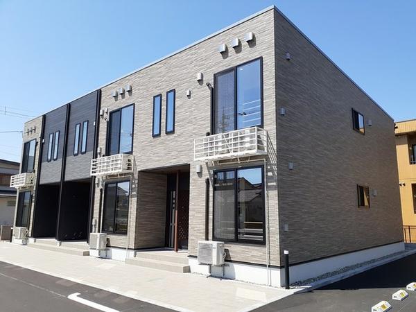 富山市小杉のアパート
