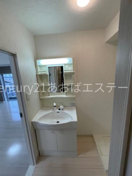 富山市粟島町１丁目のマンション