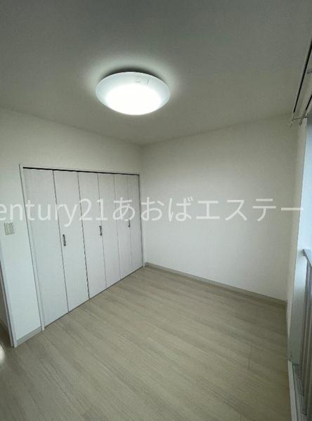 富山市粟島町１丁目のマンション