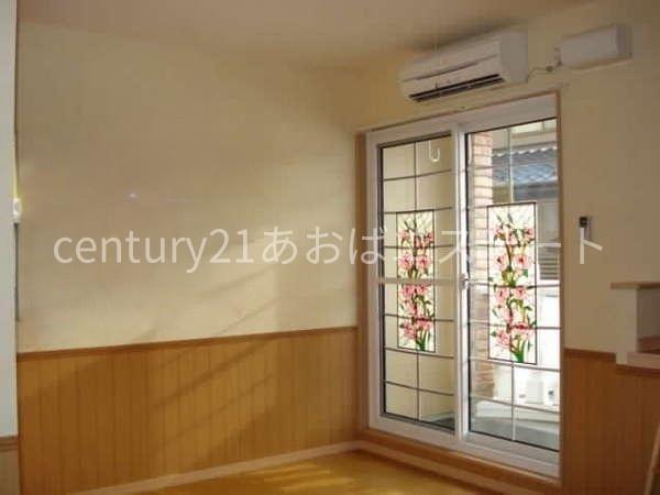 富山市田中町２丁目のアパート