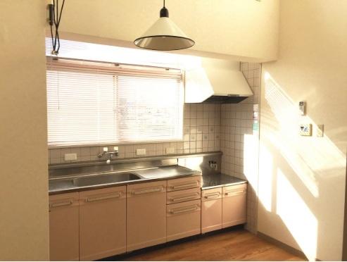 富山市新庄町３丁目のマンション