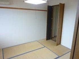 富山市黒瀬のマンション