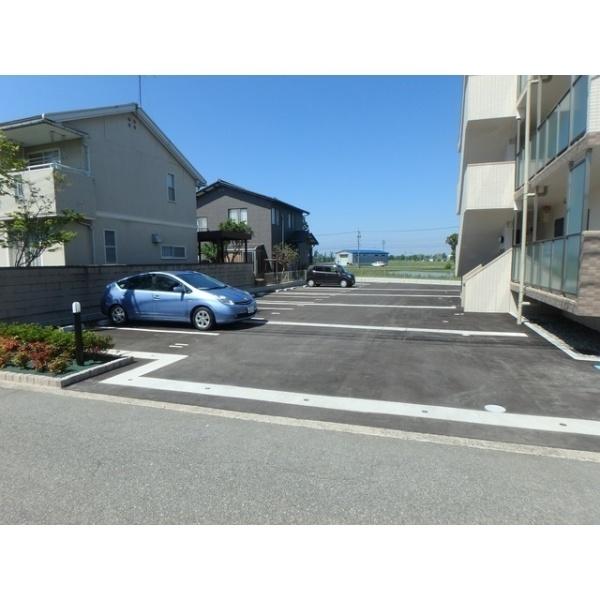 富山市藤木のマンション