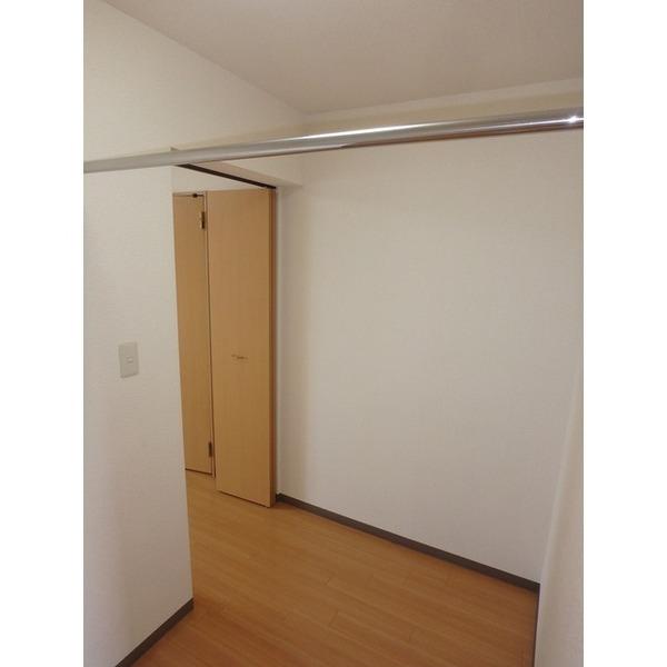 富山市黒瀬北町２丁目のマンション